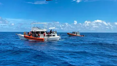 ABD'de Florida açıklarında aç ve susuz kalan 98 göçmen kurtarıldı