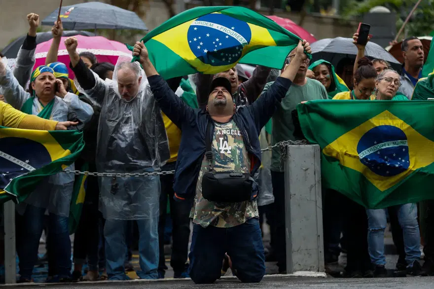 Brezilya'da Bolsonaro destekçilerinden orduya müdahale çağrısı 