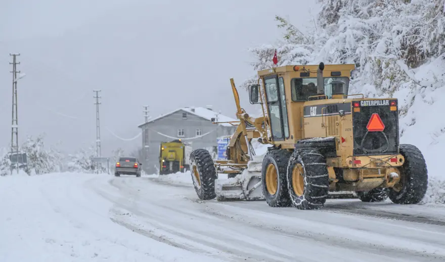 Ağrı-Iğdır karayolu ulaşıma kapandı 15