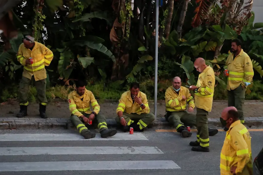 İspanya’da orman yangını: 2 bin 600  kişi yerinden edildi 14