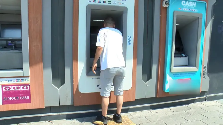 ATM'ler küresel yazılım kaosundan etkilendi: Para çekimleri yapılamadı 3