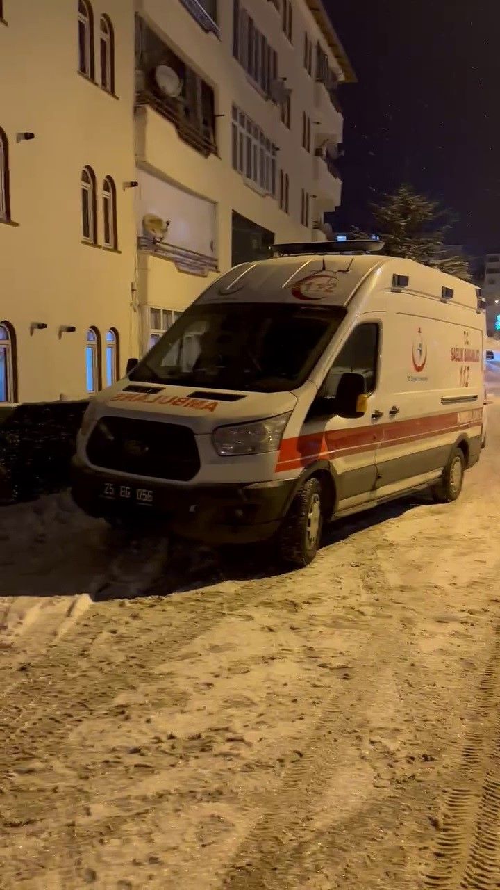 80 yaşındaki kadın evinde ölü bulundu