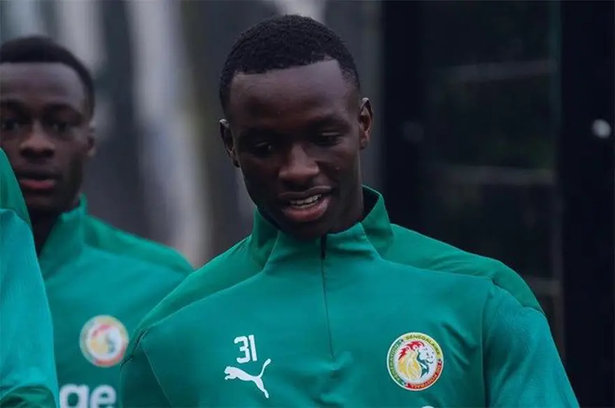 Fenerbahçe'nin yeni transferi Amara Diouf için dikkat çeken benzetme: "Onu Mourinho'ya verin | Ronaldo ve Mane gibi" 5 Fenerbahçe'nin yeni transferi Amara Diouf için dikkat çeken benzetme: "Onu Mourinho'ya verin | Ronaldo ve Mane gibi" 5