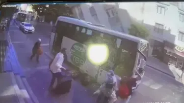 Küçükçekmece'deki bina böyle çöktü