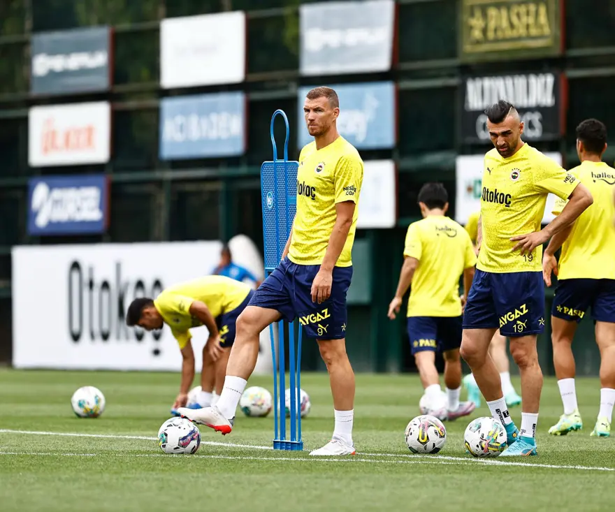 Süper Lig'de şampiyonluk yarışında son 4 hafta: Fenerbahçe mi, Galatasaray mı? (Kalan maçlar ve puan durumu) 2