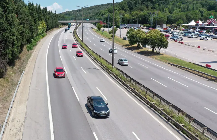 Tatilciler dönüş yolunda 15