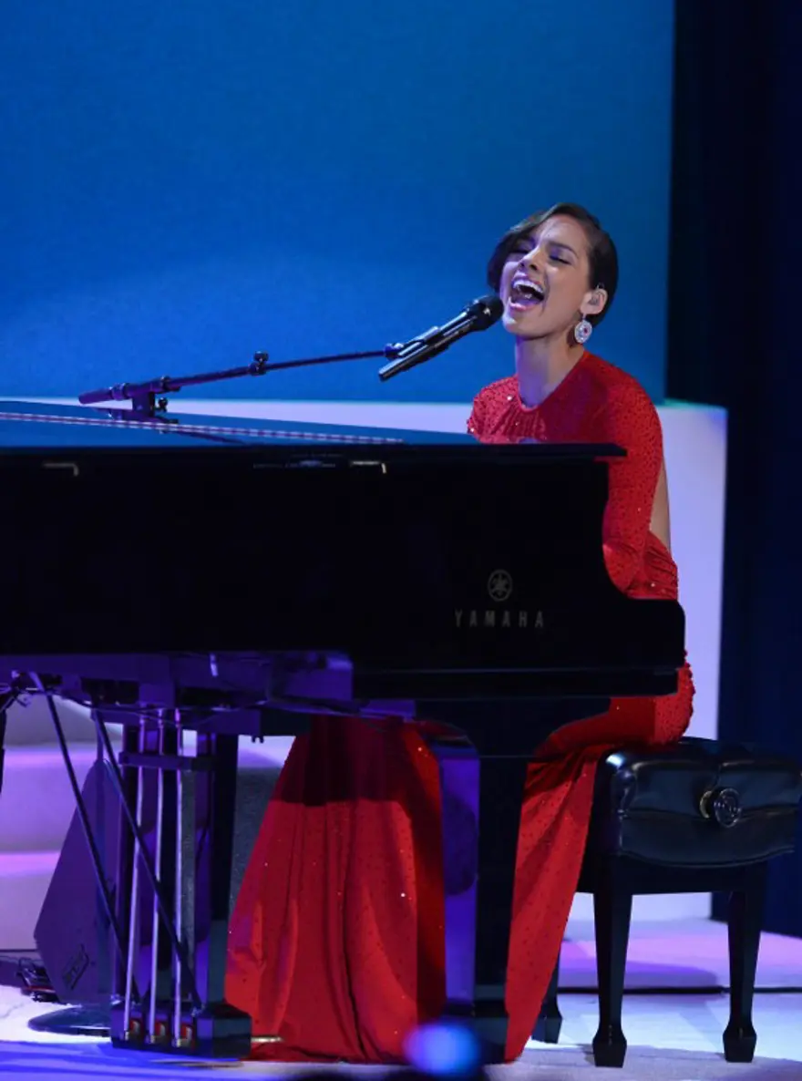 Obama çiftinden romantik dans 10 Obama çiftinden romantik dans 10