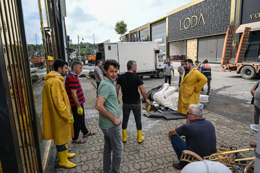 İstanbul'da sel sonrası temizlik çalışmaları 3