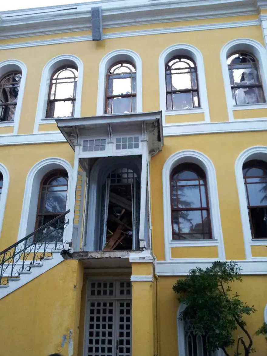 Galatasaray Üniversitesi'nde yangın 4