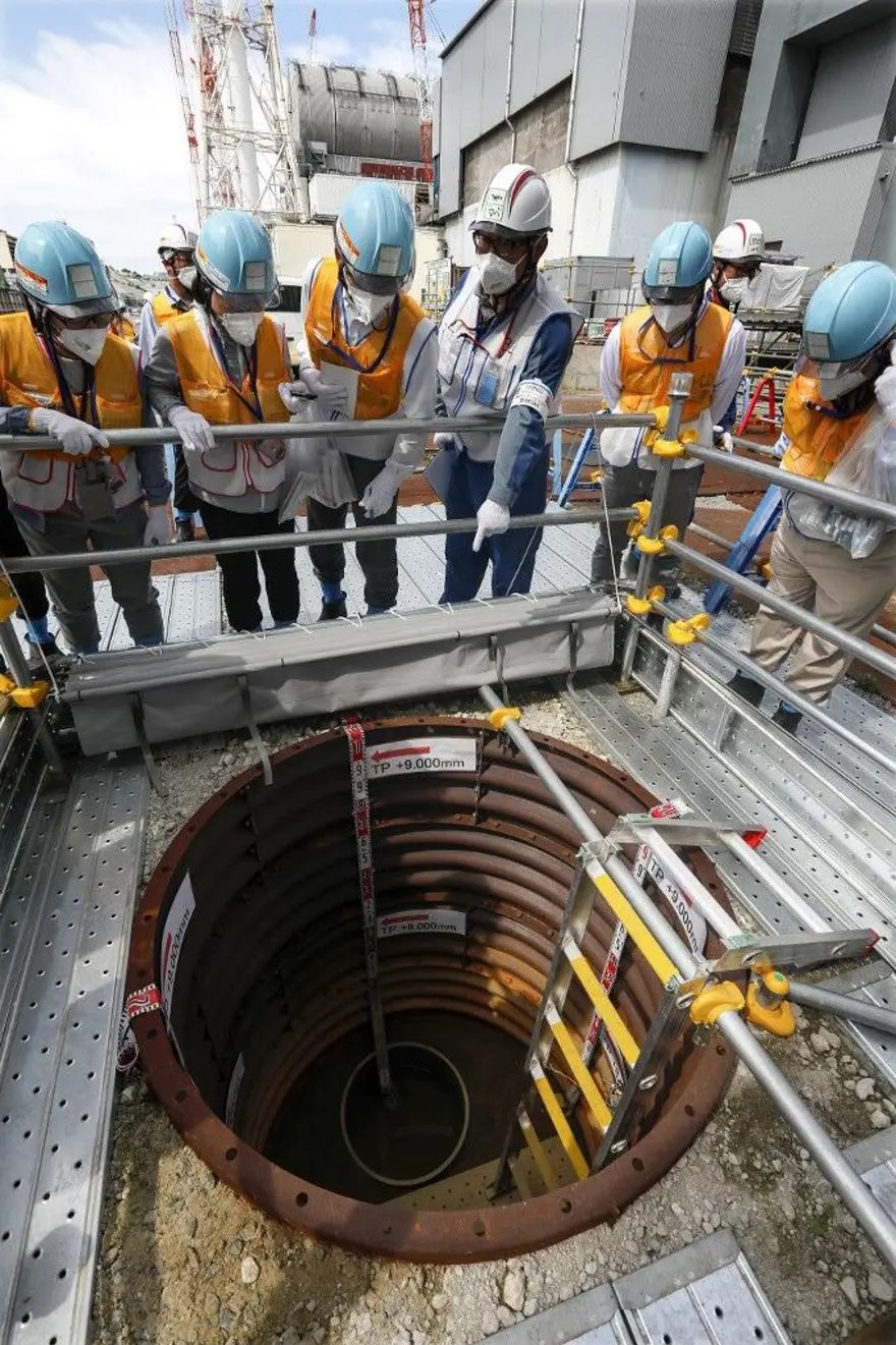 ERİYEN  REAKTÖRLERİN İÇİNDE NE VAR? 8