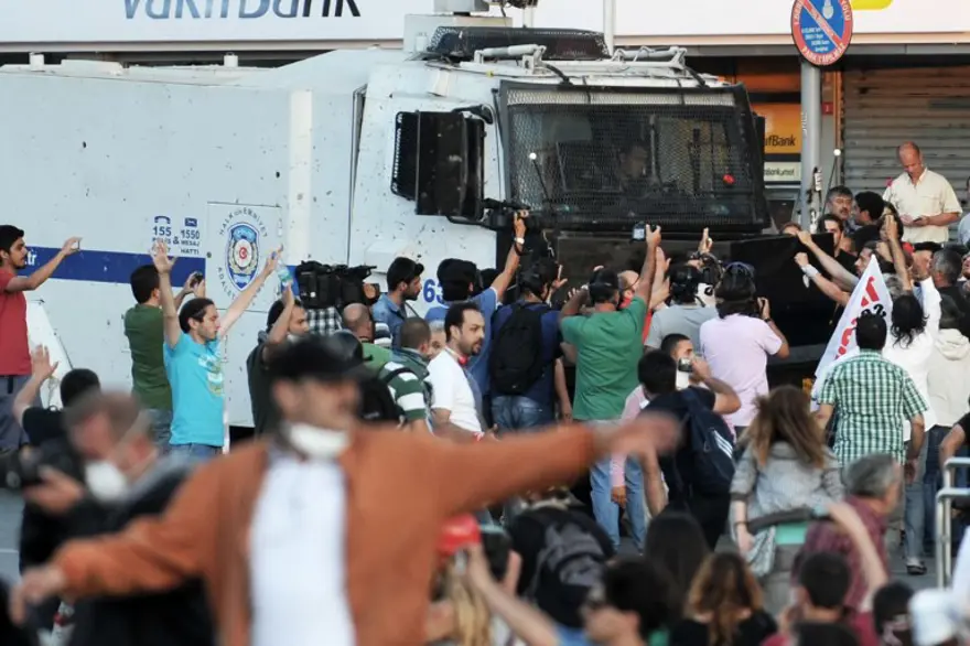Taksim'de gerginlik 62