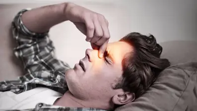 Sinüzit mevsimi başladı, baş ağrısına dikkat!