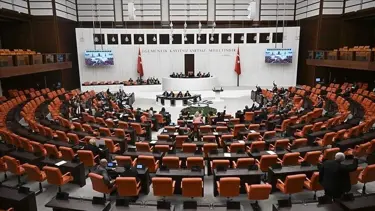 Kamuda tasarruf tedbirlerini içeren yasa teklifi TBMM'de kabul edildi: 1 Ocak'ta yürürlüğe girecek