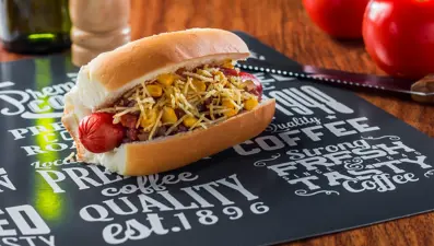 Araştırma: Sosisli sandviç, insan ömründen 36 dakika eksiltiyor