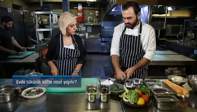 Evde tükürük köfte nasıl yapılır?