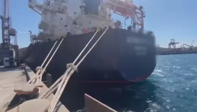 İzmir’de yük gemisine operasyon