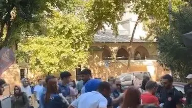 Kendisine sigara vermeyenleri bıçakladı: 4 yaralı