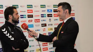 Ali Turan'dan canlı yayında evlenme teklifi