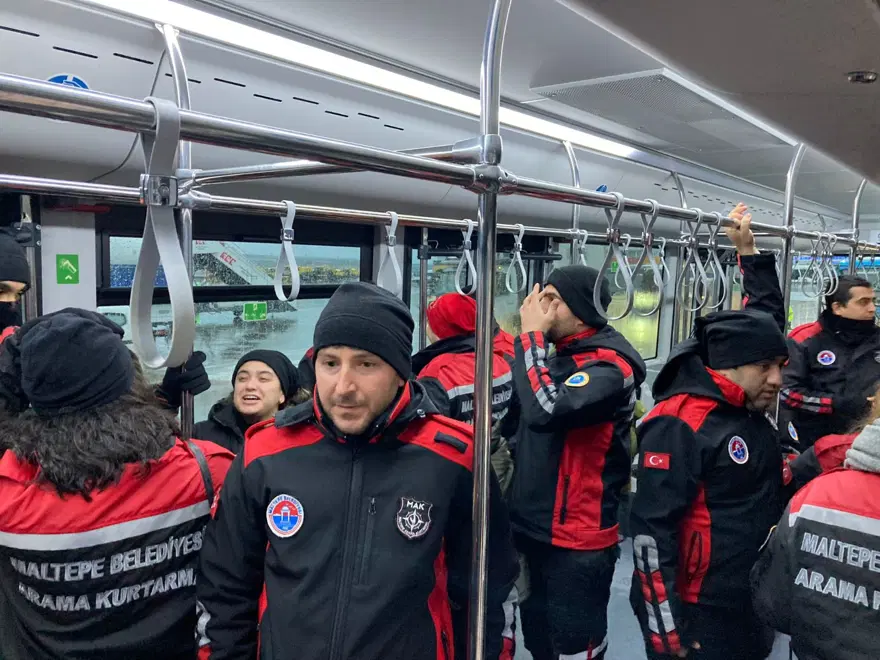 Depremzedelere yardım seferberliği 15