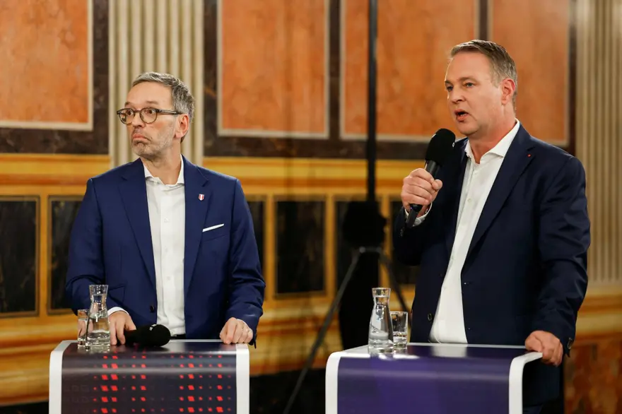 “VOLKSKANZLER” OLMAK İSTİYOR 3