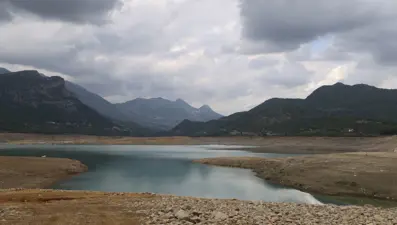 Kozan Barajı'nı kuraklık vurdu