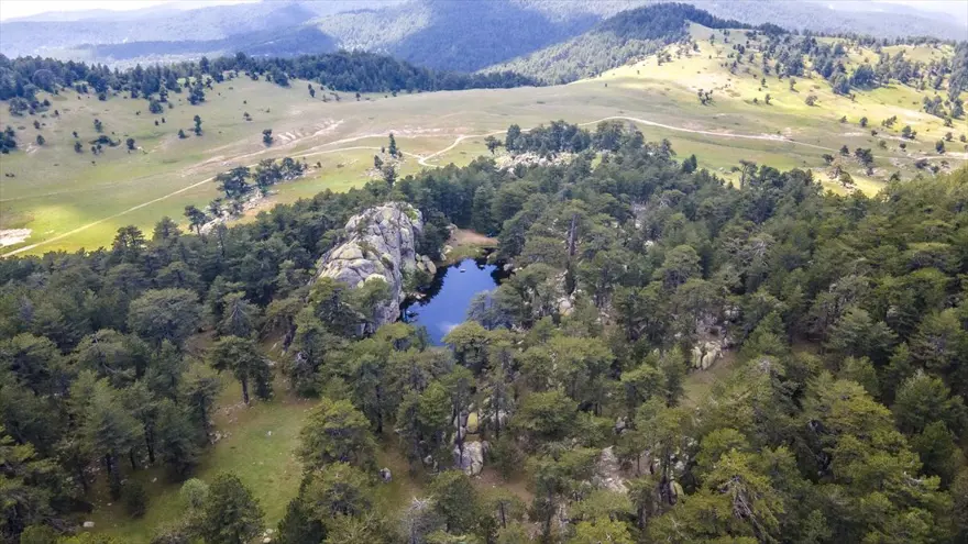 Kütahya'daki Eğrigöz Dağı'nın zirvesindeki doğal gölet keşfedilmeyi bekliyor 7