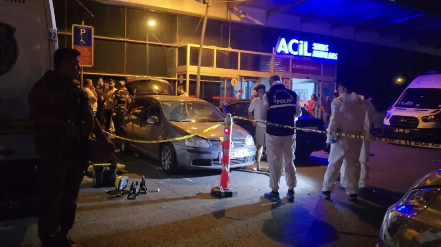 Bahçelievler Devlet Hastanesi'nde silahlı saldırı: Yaralılar var 7
