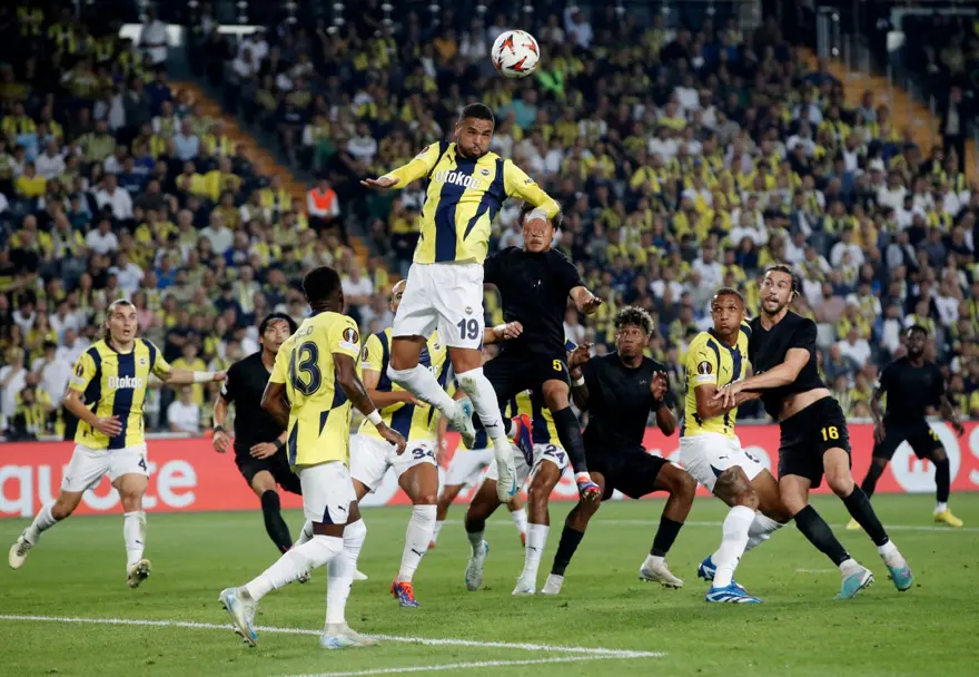 MAÇTAN DİĞER KARELER 12