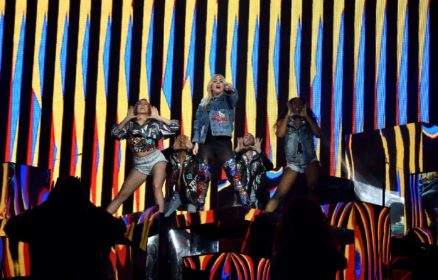 Lady Gaga'dan Coachella gösterisi 10