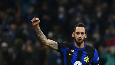 Hakan Çalhanoğlu'ndan Inter'e kötü haber