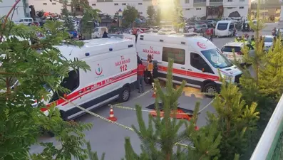 Otopark çıkışında feci kaza: 5 yaşındaki çocuk yaşamınıyitirdi