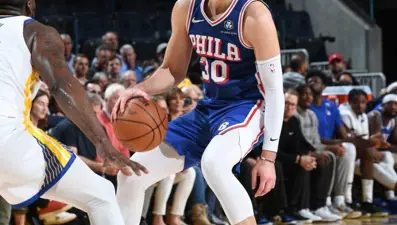 NBA'de 76ers, Furkan Korkmaz'ın 19 sayı attığı maçta Warriors'a kaybetti