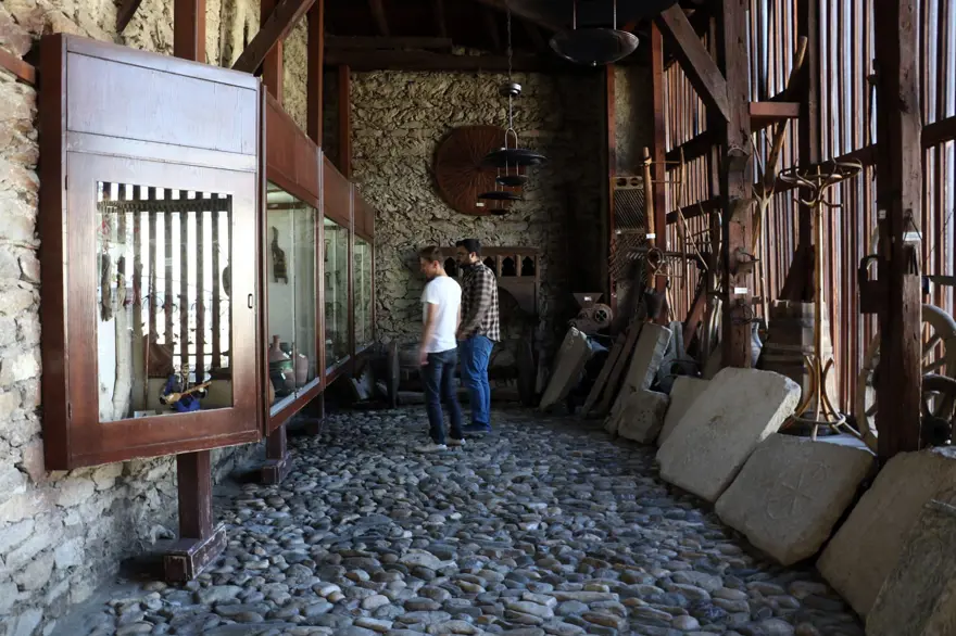 "KORUMACILIK ALANINDA TÜRKİYE'YE ÖRNEK OLMAYA DEVAM EDECEK" 8 "KORUMACILIK ALANINDA TÜRKİYE'YE ÖRNEK OLMAYA DEVAM EDECEK" 8