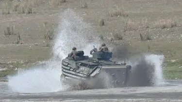 Filipinler ABD'yle tatbikatları durduruyor