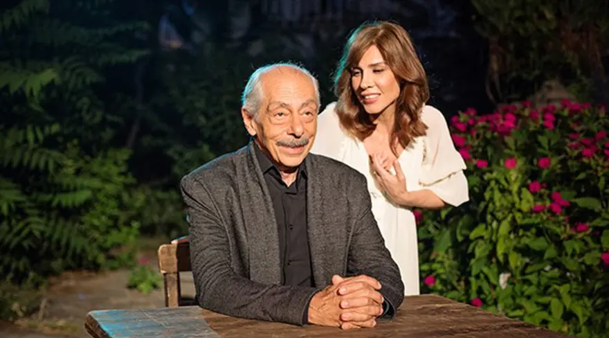 Genco Erkal'ın yeni oyununun ilk gösterimi yapıldı 1 Genco Erkal'ın yeni oyununun ilk gösterimi yapıldı 1