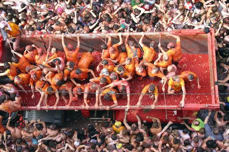 la tomatina, domates savaşı festivali, domates festivali 2