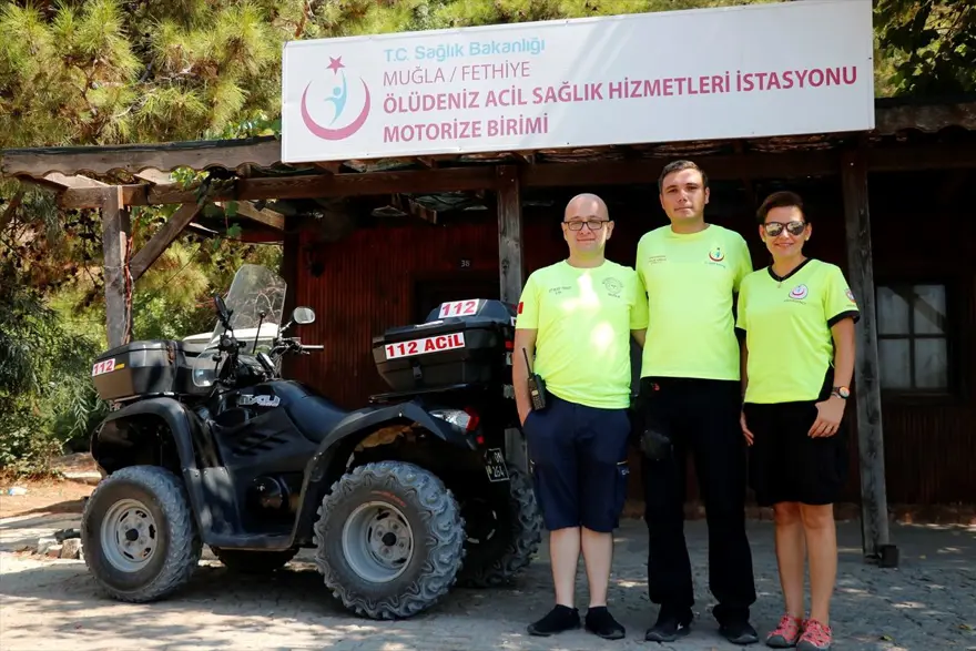 ATV motorlu 112 Acil Servis ekibi sahillerde hayat kurtarıyor 9