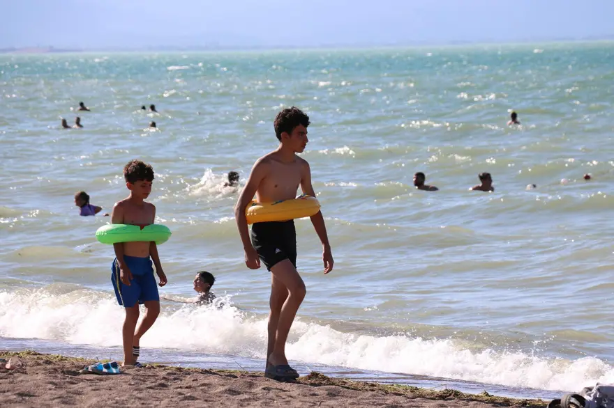 Konya'nın denizi Karaburun Plajı tatilcilerin yeni gözdesi oldu 7