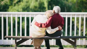 47 yıllık evli çift aynı dakikada corona virüs sebebiyle hayatını kaybetti