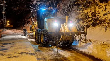 Karadeniz'de 527 yerleşim yerine ulaşım sağlanamıyor