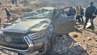 Şırnak'ta kamyonet şarampole yuvarlandı: 5 yaralı
