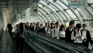 Japonya'da 2531 yılına kadar herkesin soyadı aynı olabilir Japonya'da 2531 yılına kadar herkesin soyadı aynı olabilir