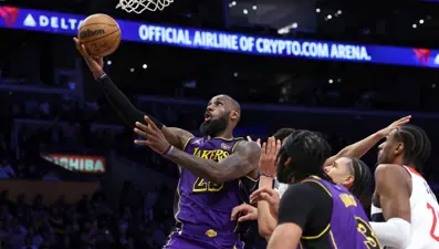 NBA'de Lakers kazandı: LeBron James bir kez daha tarihe geçti (NBA toplu sonuçlar)