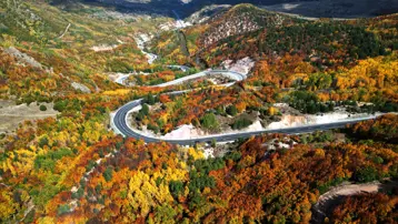 Geminbeli Geçidi'nde sonbahar renkleri: Masalsı bir görsellik sunuyor