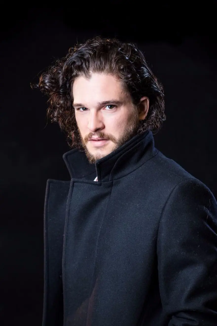 2017’nin en rüküşü Game of Thrones’un yıldızı Kit Harington 