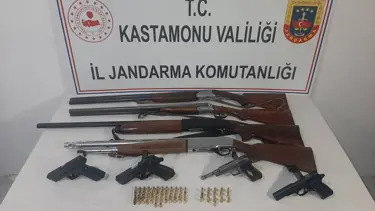 Kastamonu’da yasadışı yollarla temin edilen çok sayıda silah ele geçirildi