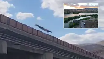 Arkadaşlarıyla iddialaştı, köprüden atladı: Kayıp genç aranıyor