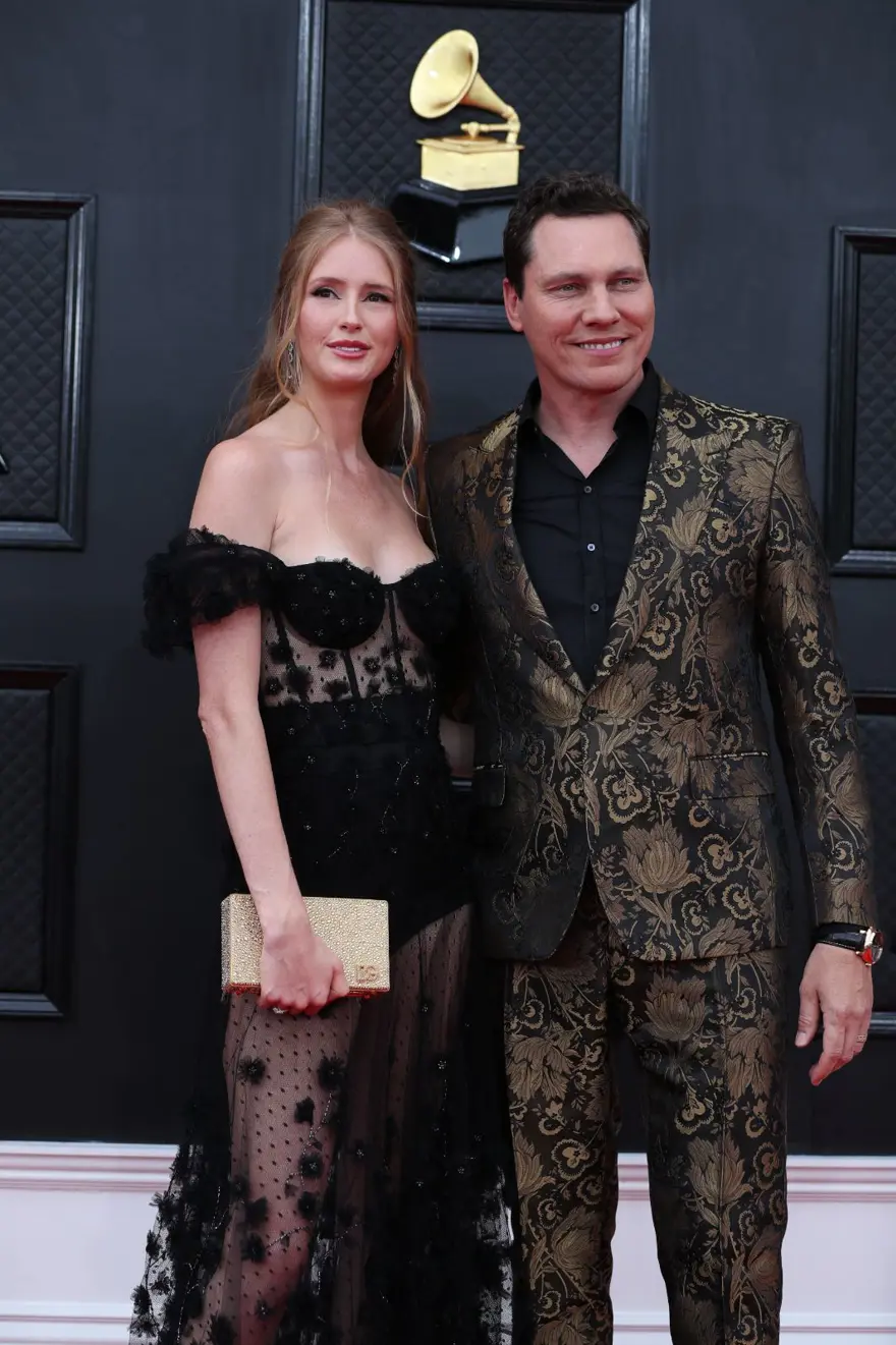 2022 Grammy Ödülleri'nde kırmızı halı şıklığı 49