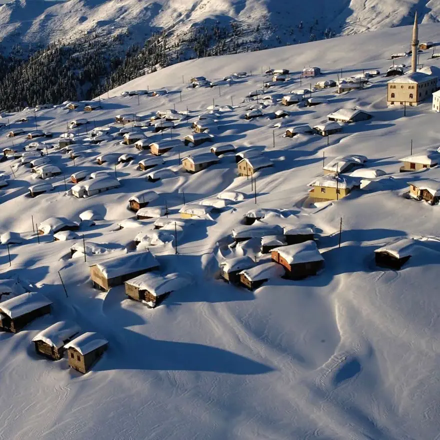 'Heliski' tutkunlarının buluşma noktası Kaçkar Dağları 8
