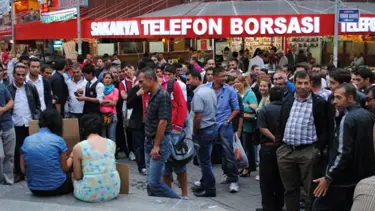 'Sarılmak 1 TL' izdihamı